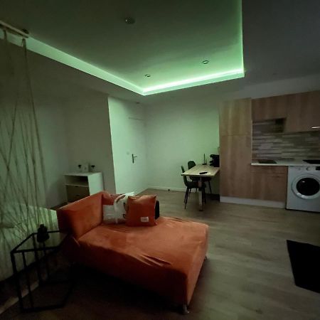סן-אטיין Appartement Luxe Jaune מראה חיצוני תמונה