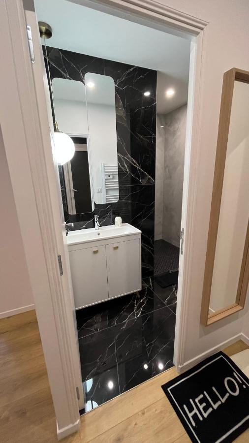 סן-אטיין Appartement Luxe Jaune מראה חיצוני תמונה